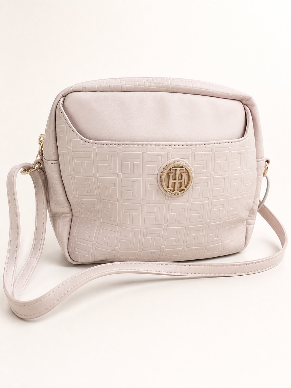 ✌🏻 Tommy Hilfiger Blush Pink Embossed Logo Crossbody Bag NWOT